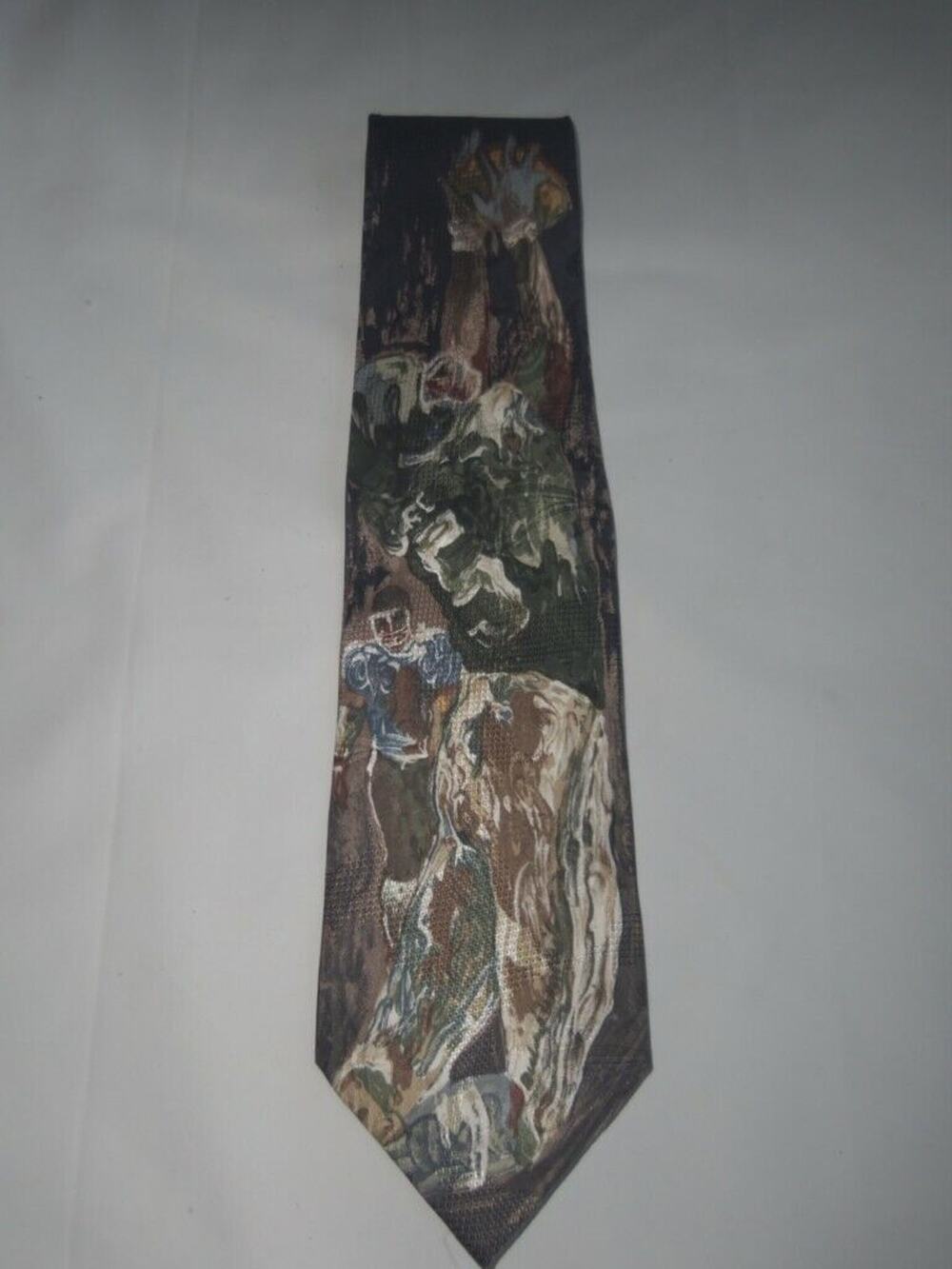 Mens Richard Wallich Impressionist Art Touchdown Silk Tie Football -081221